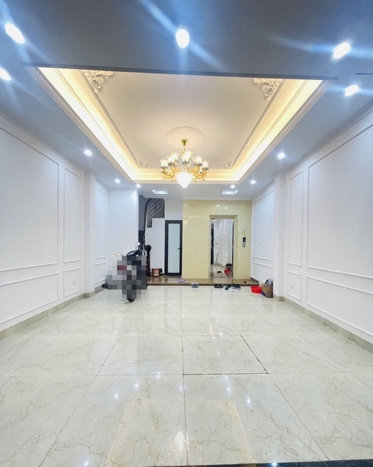 BÁN NHÀ 7 TẦNG- THANG MÁY, VỪA Ở VỪA KINH DOANH - PHỐ PHẠM VĂN ĐỒNG - GIÁ 14,8 TỶ